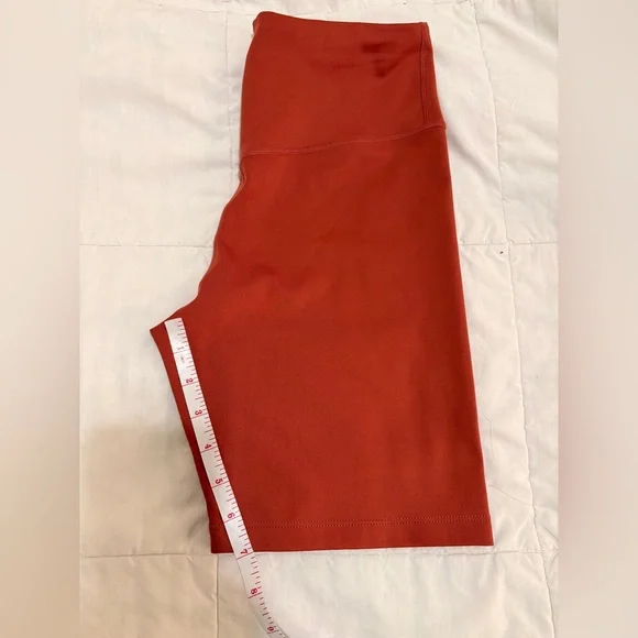 Nike Women's Vibrant Orange Bike Shorts - Picture 7 of 8